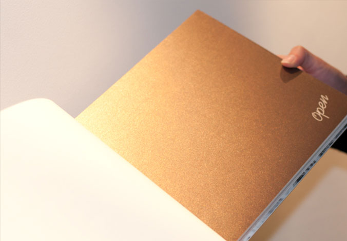 山東裝飾集團總公司高檔畫(huà)冊設計